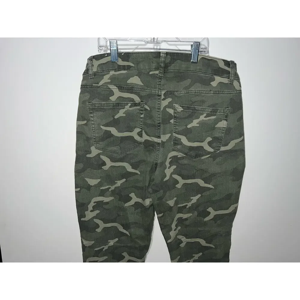 Maurice’s women’s camouflage pants - Picture 5 of 10